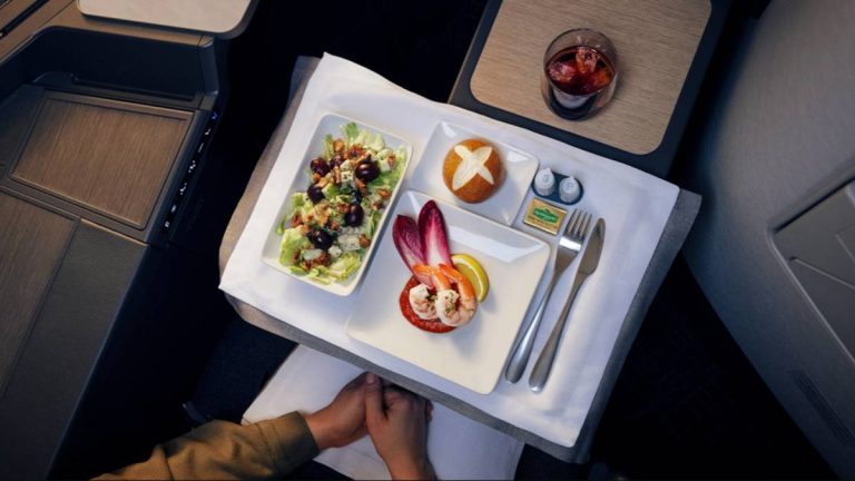 American Airlines makes food change some travelers will like
