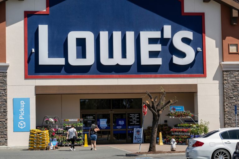 Lowe’s makes major change to how you interact with its stores