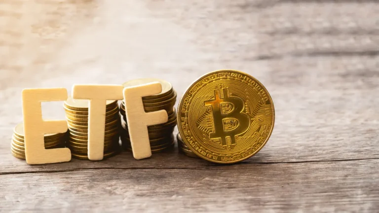 Crypto ETFs See Mixed Flows on May 25 as Bitcoin Funds…