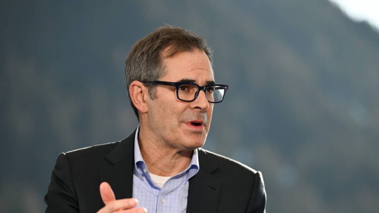 Bank of America tweaks CoreWeave stock price target for 2026