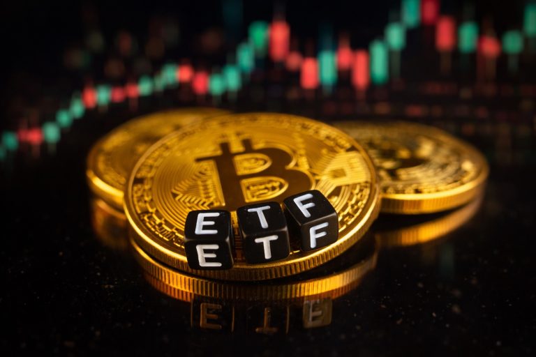 Crypto ETF Flows Pause on June 19 as U.S. Markets Close for…