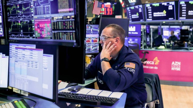 Elon Musk’s SpaceX is coming for your 401(k)