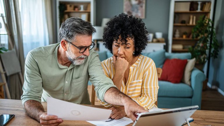Vanguard warns workers losing thousands in 401(k) withdrawals