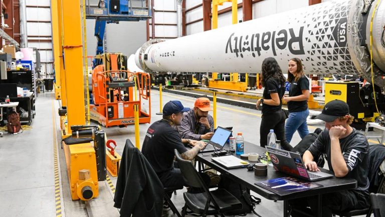 Mark Cuban drops bold $500K email bet on SpaceX competitor